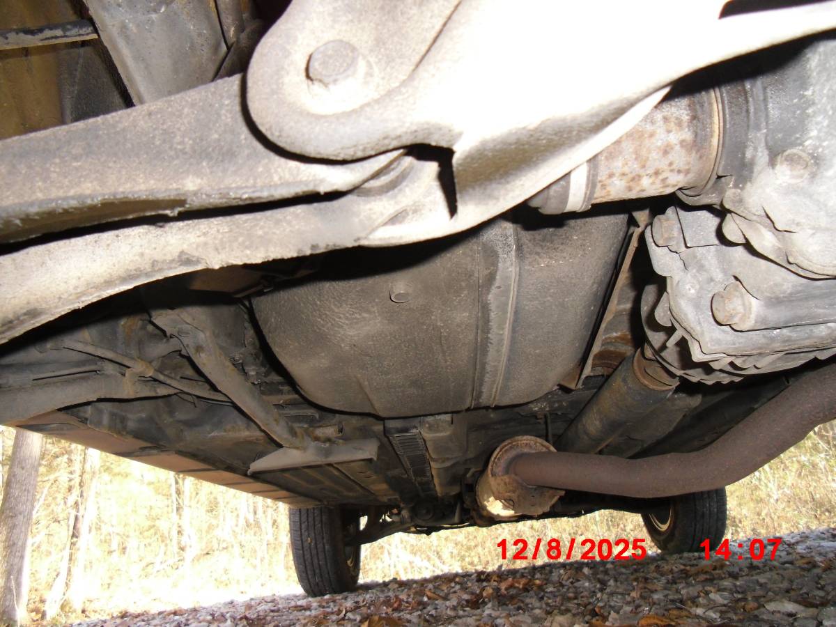 Honda-cr-v-lx-2000-black-13