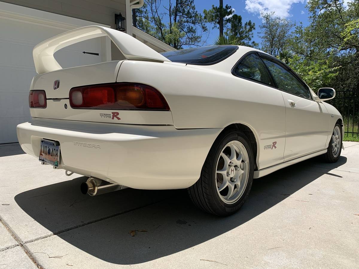 Honda-integra-1996-white-12