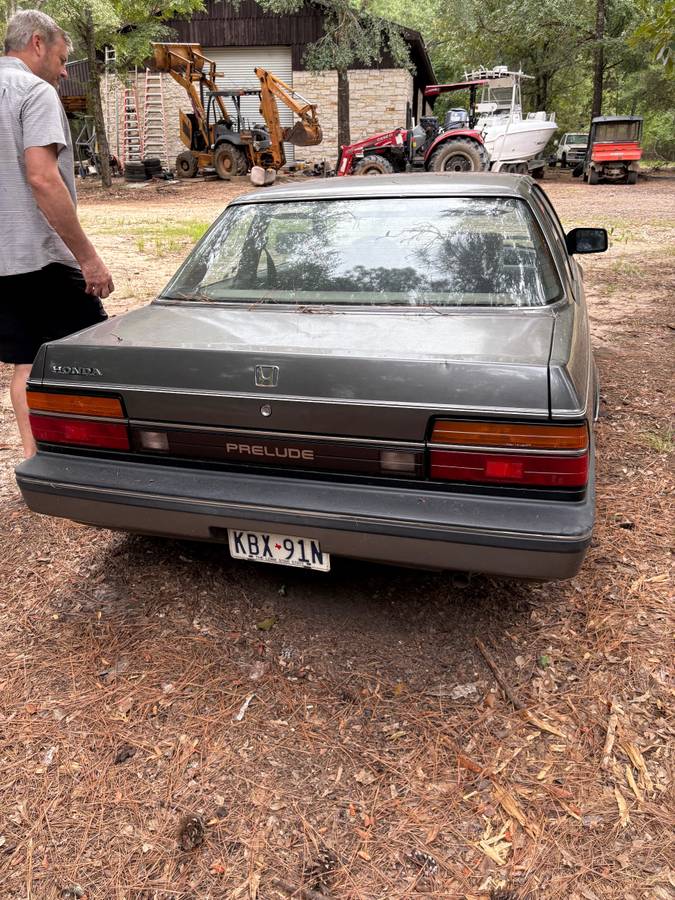 Honda-prelude-1985-grey-4
