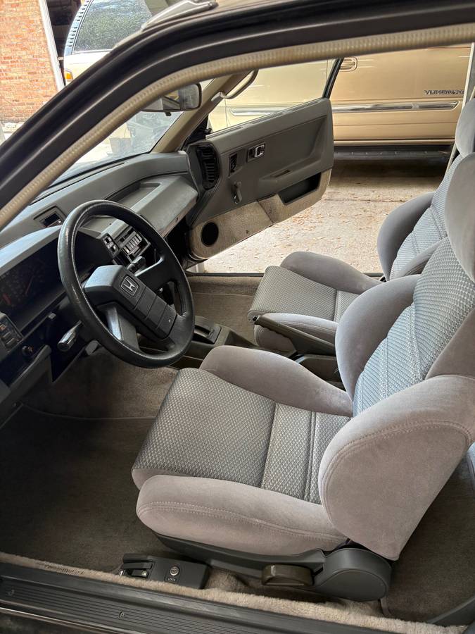 Honda-prelude-1985-grey-5