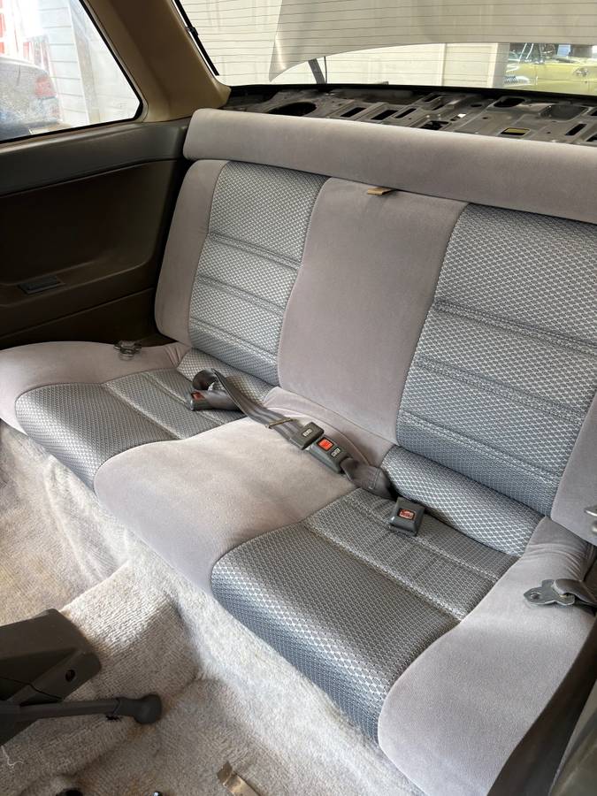 Honda-prelude-1985-grey-7