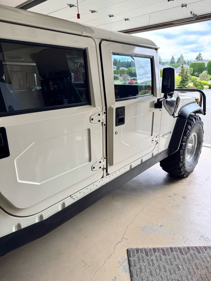 Hummer-h1-diesel-1994-white