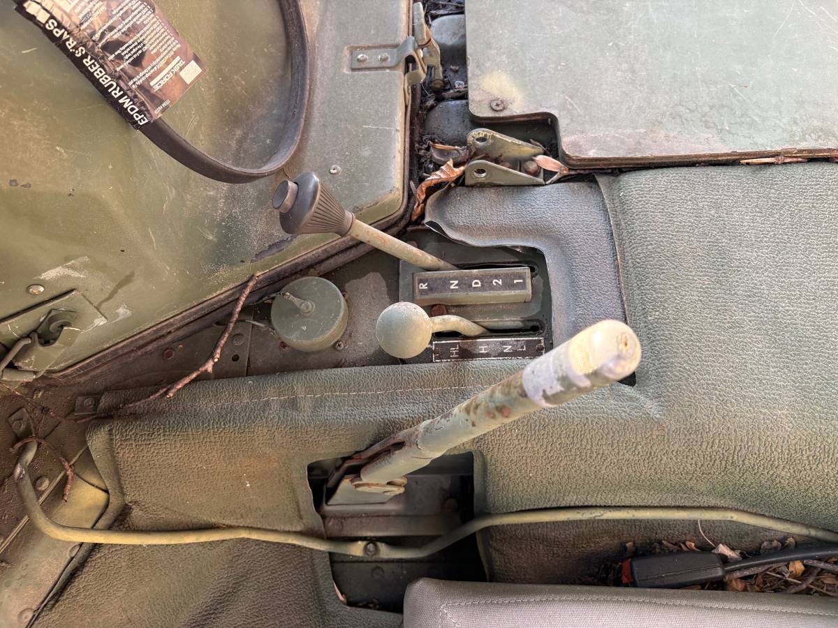 Hummer-m988-diesel-1985-green-5