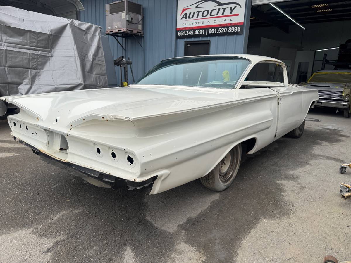 Impala-1960-white-1