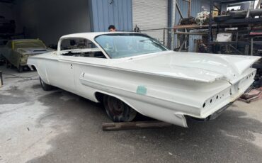 Impala-1960-white-4