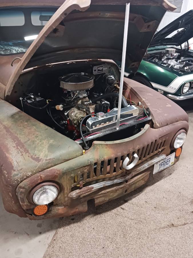 International-1951-brown-14