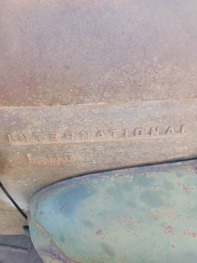 International-1951-brown-7