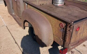 International-1951-brown-8