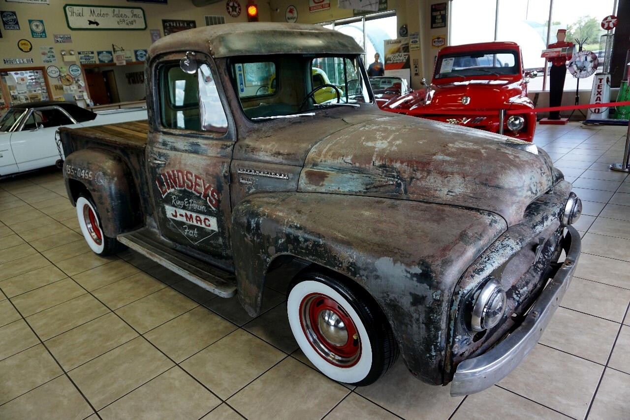 International-1955-Classic-Car-11