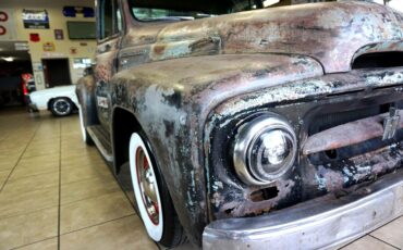 International-1955-Classic-Car-14