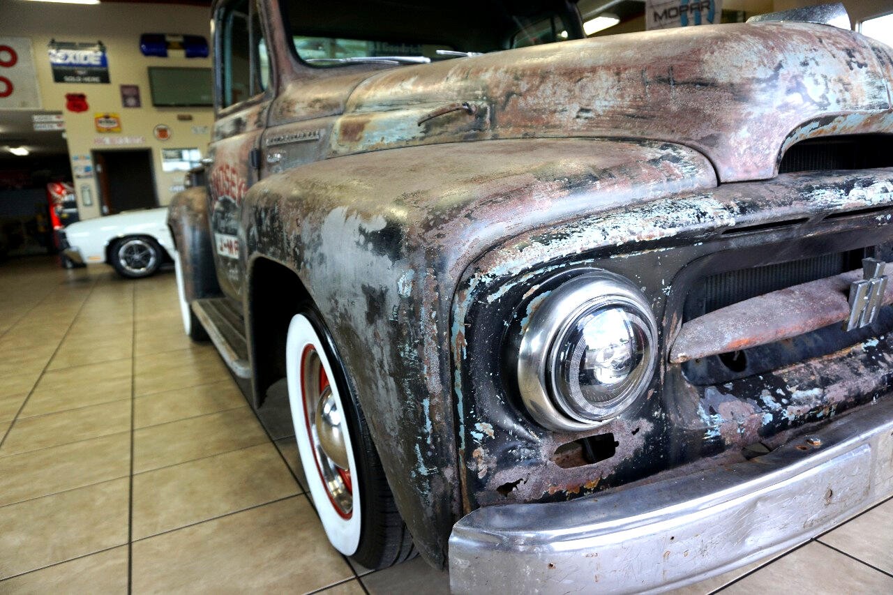 International-1955-Classic-Car-14