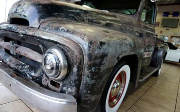 International-1955-Classic-Car-15