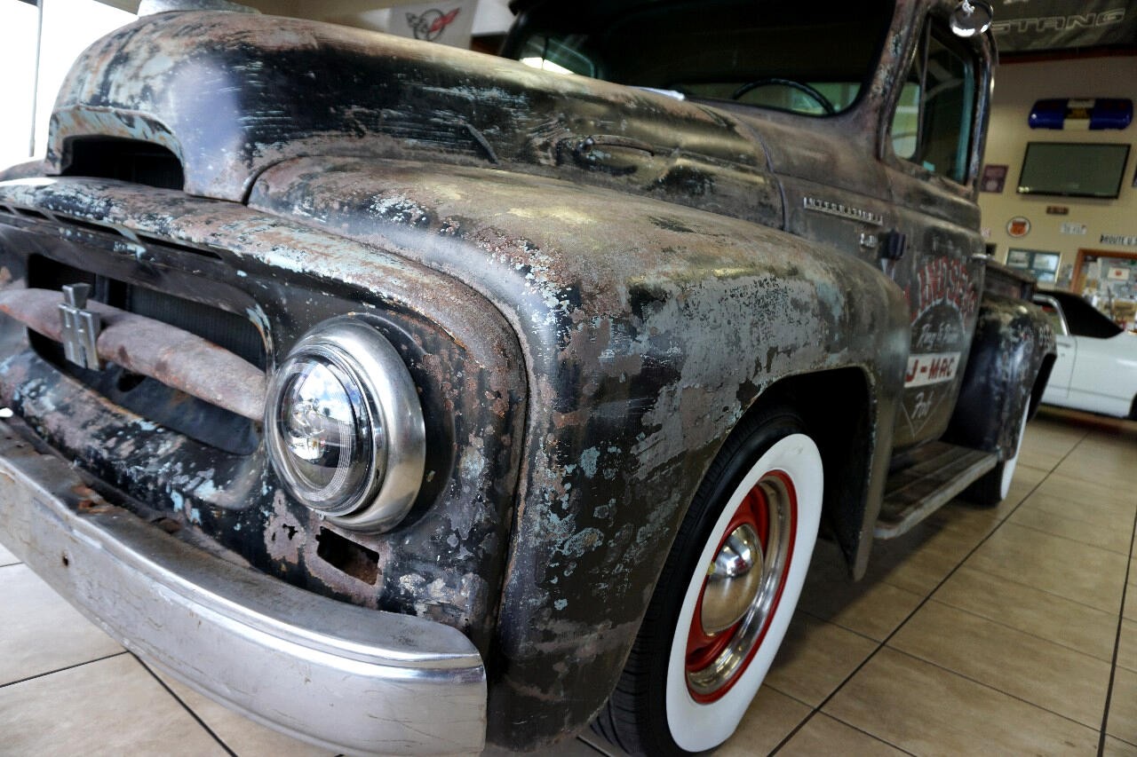 International-1955-Classic-Car-15