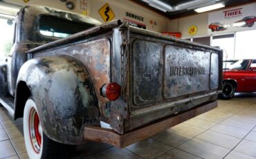 International-1955-Classic-Car-19