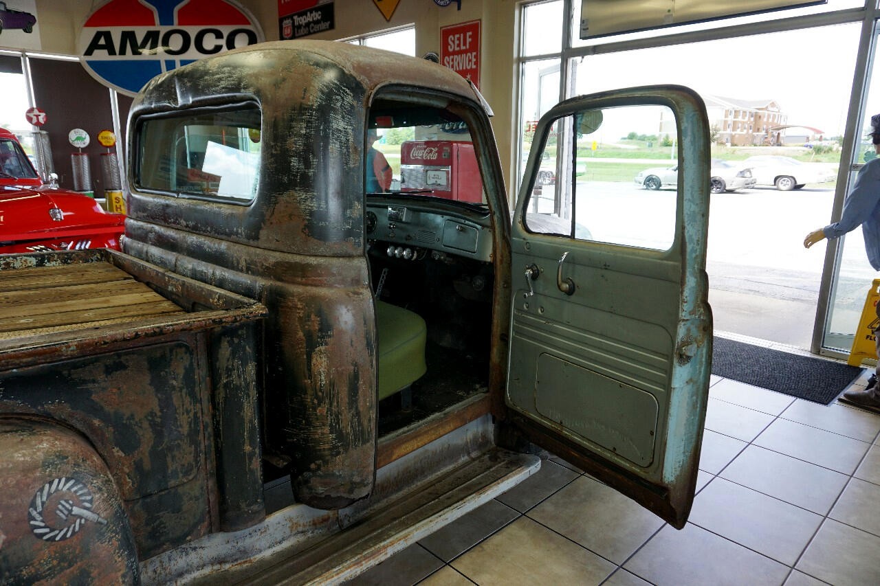 International-1955-Classic-Car-23