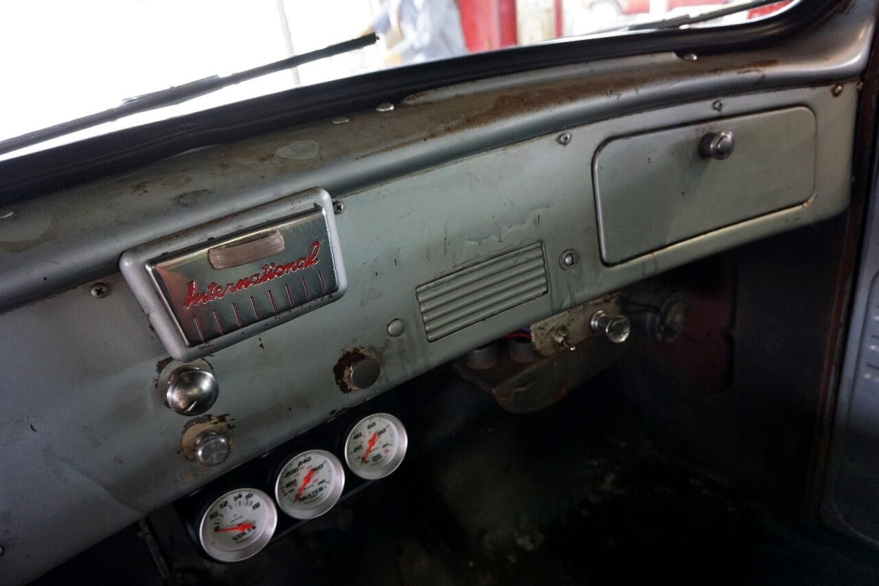 International-1955-Classic-Car-26