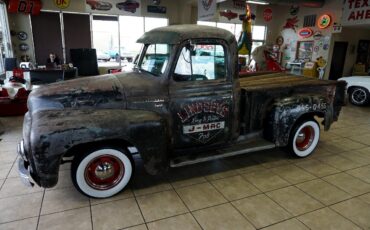 International-1955-Classic-Car-3