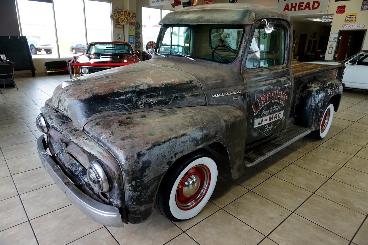 International-1955-Classic-Car-36