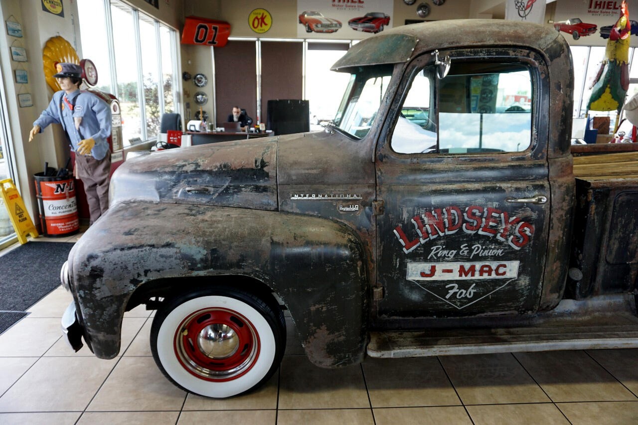 International-1955-Classic-Car-37