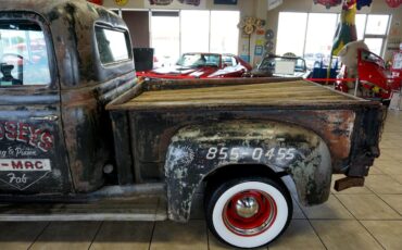 International-1955-Classic-Car-38