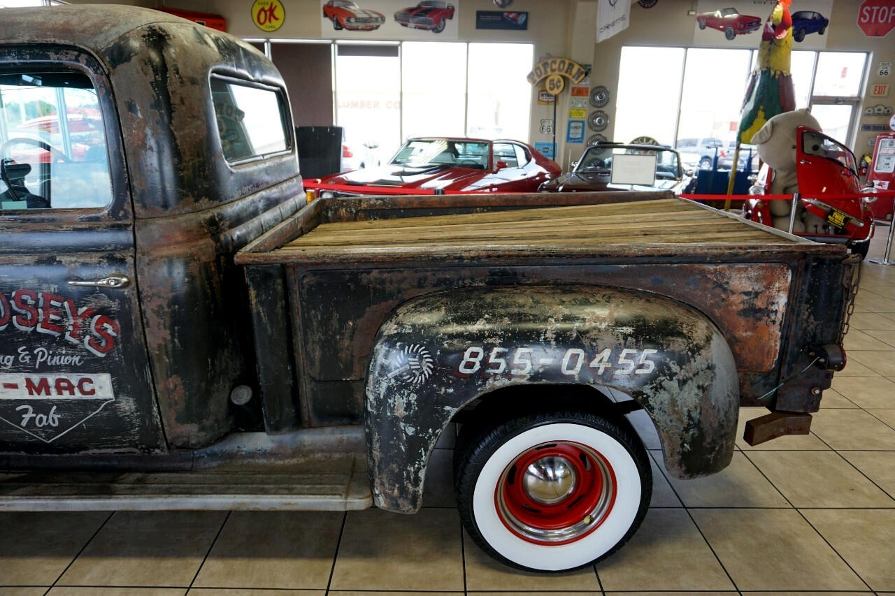 International-1955-Classic-Car-38