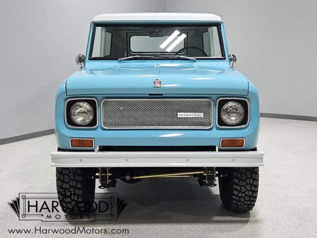 International-1970-SUV-15