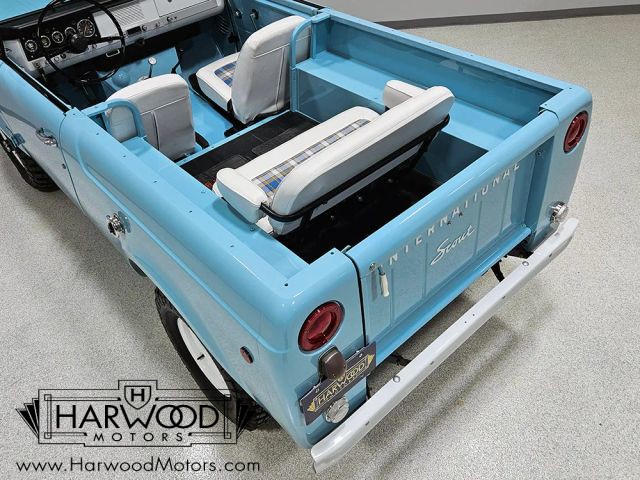 International-1970-SUV-20