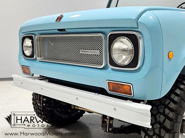 International-1970-SUV-21