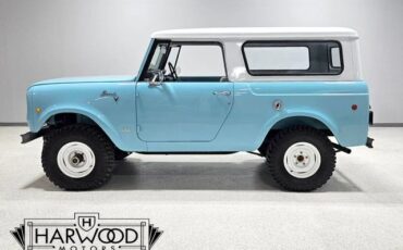 International-1970-SUV-3