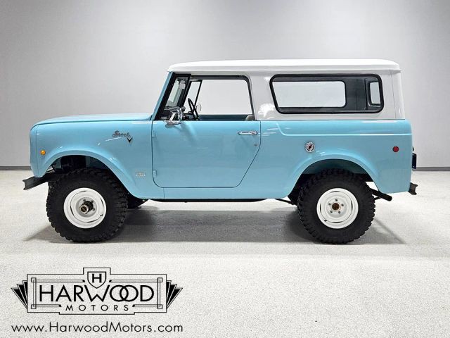 International-1970-SUV-3