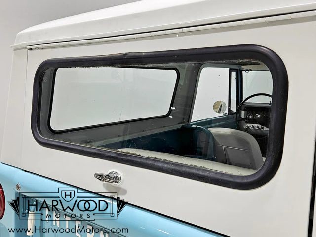 International-1970-SUV-33