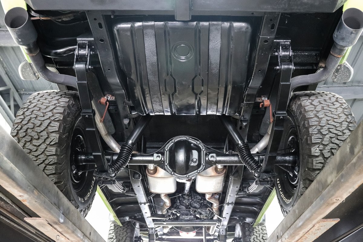 International-1972-SUV-22