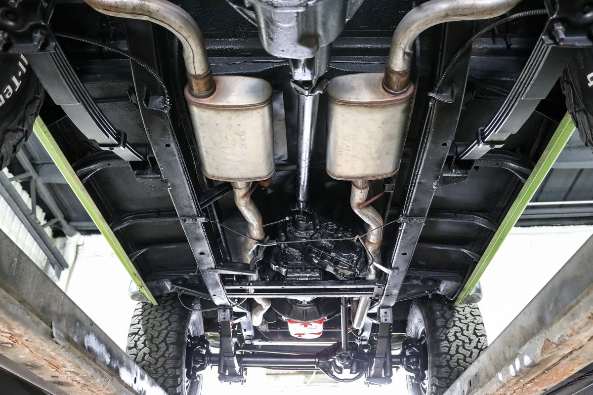 International-1972-SUV-23