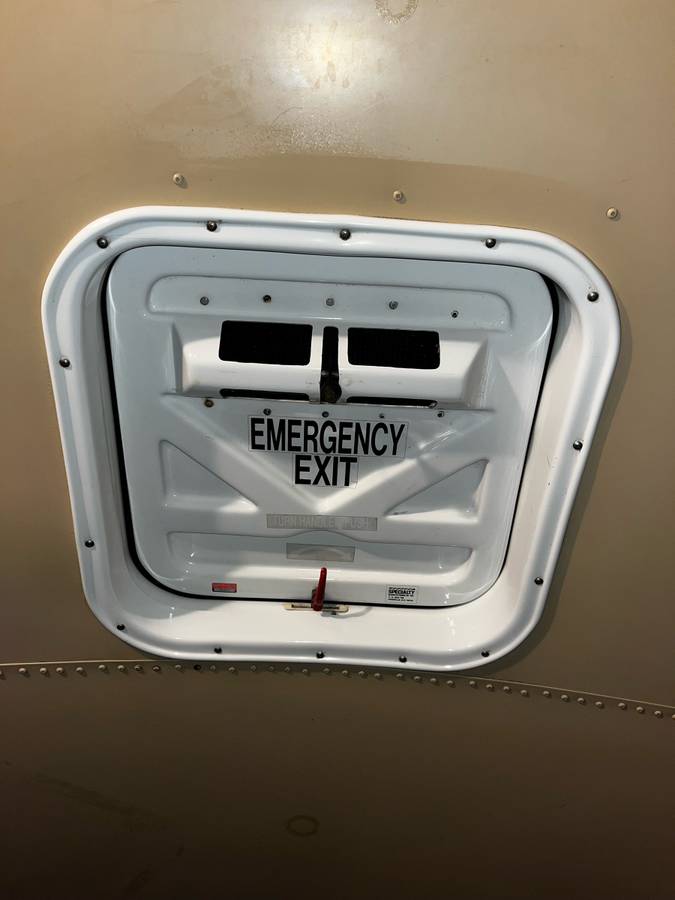 International-3800-diesel-1994-custom-10