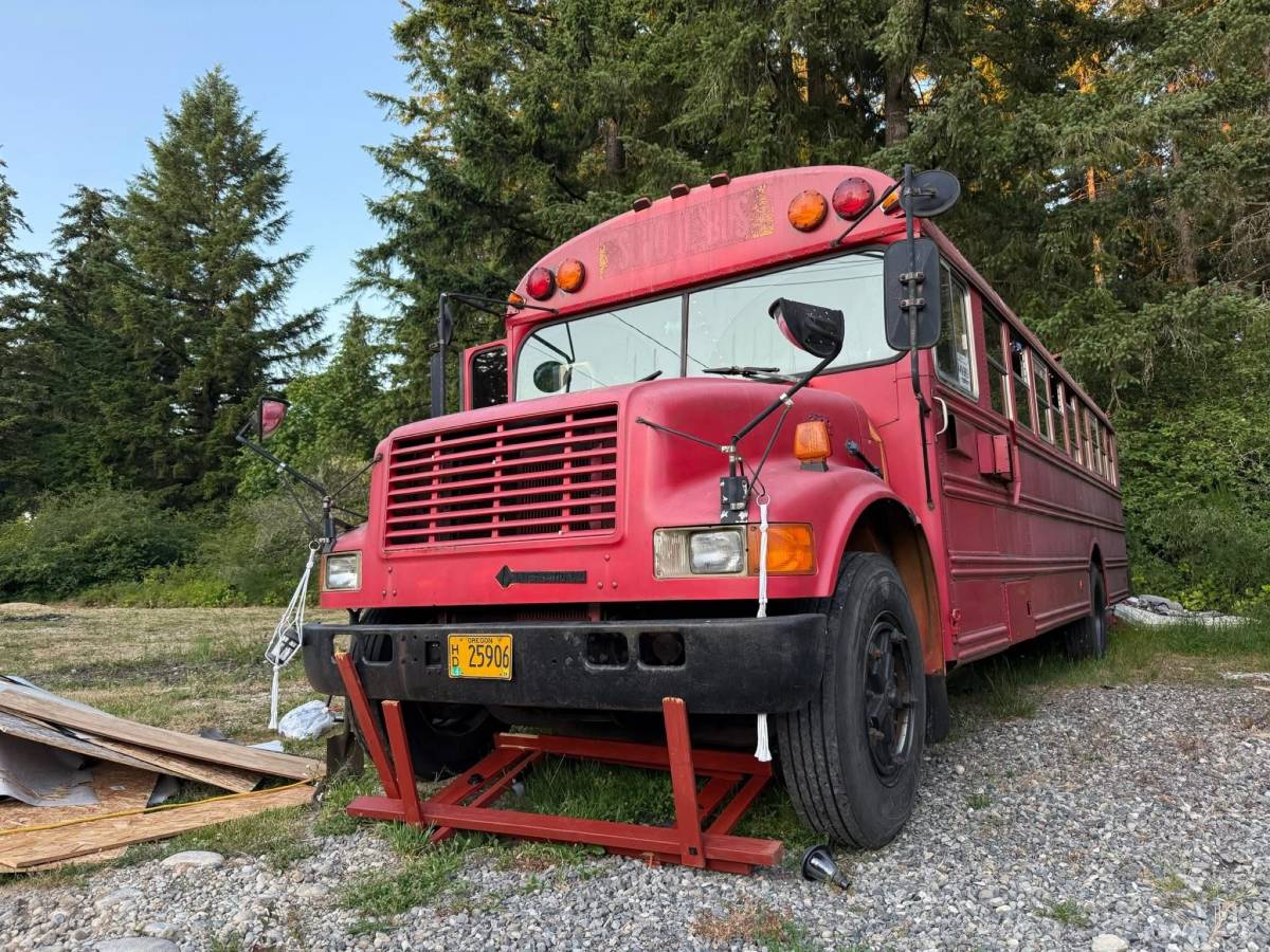 International-3800-diesel-1994-custom-4