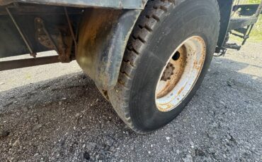 International-4600-1993-white-14