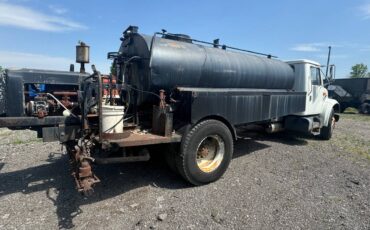 International-4600-1993-white-4