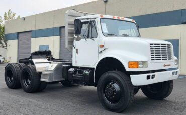 International-4900-diesel-1990-white-17