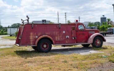 International-Fire-Truck-1951-2-Door-20