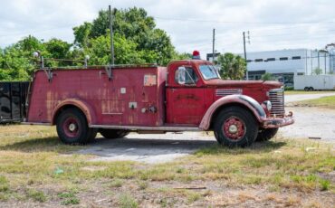 International-Fire-Truck-1951-2-Door-22