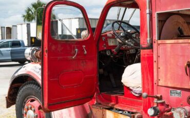 International-Fire-Truck-1951-2-Door-24