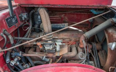 International-Fire-Truck-1951-2-Door-38