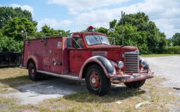 International-Fire-Truck-1951-2-Door-8