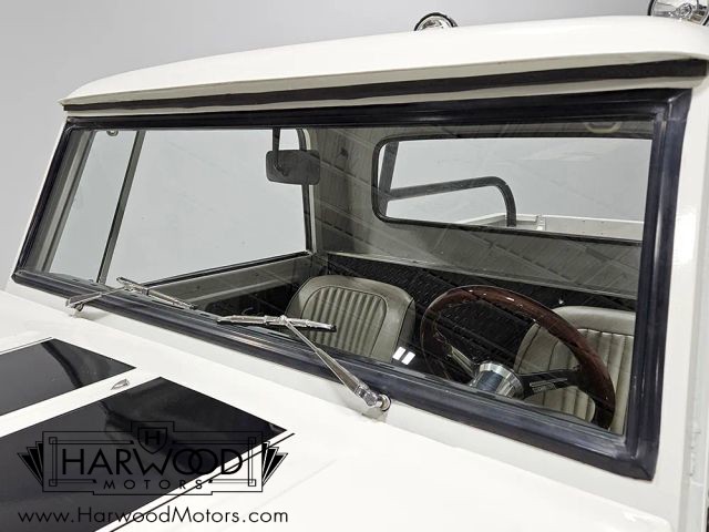 International-Harvester-Scout-1967-Pickup-24