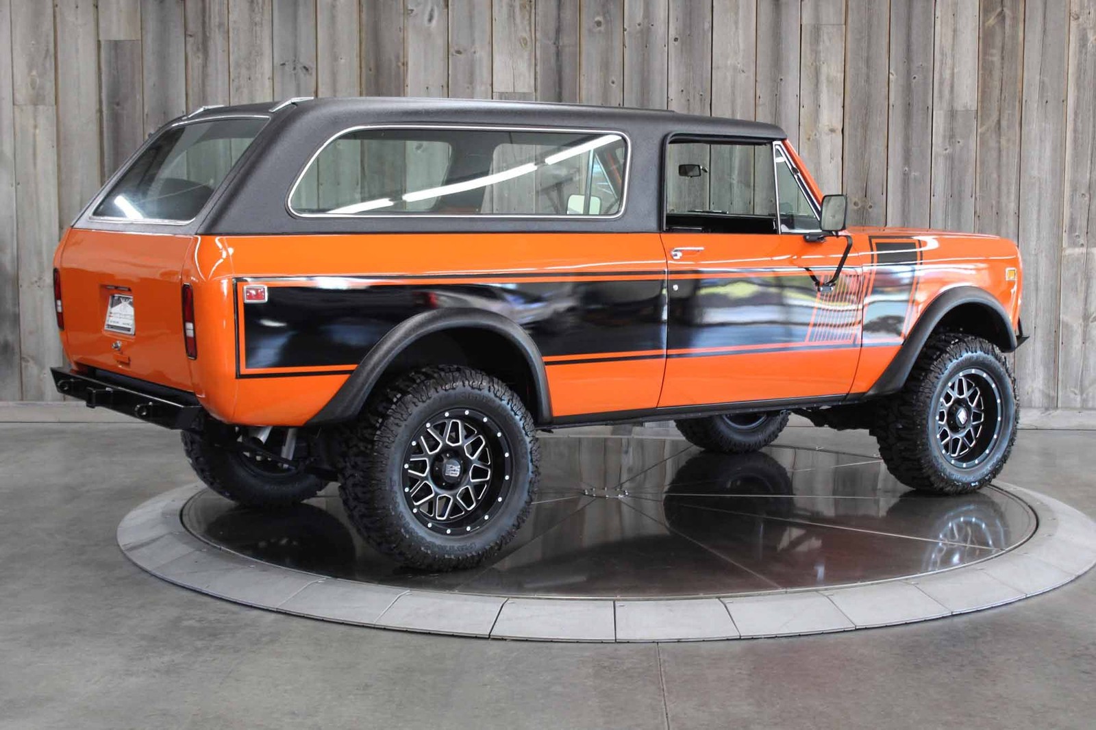 International-Harvester-Scout-1976-Traveler-3