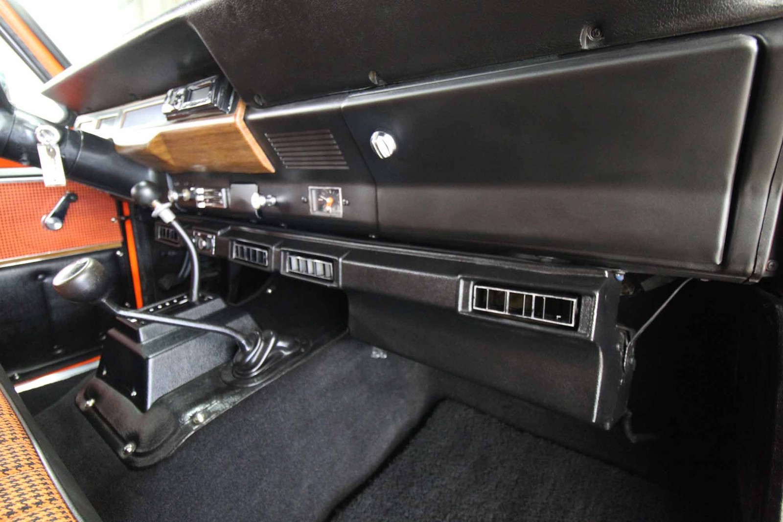 International-Harvester-Scout-1976-Traveler-33