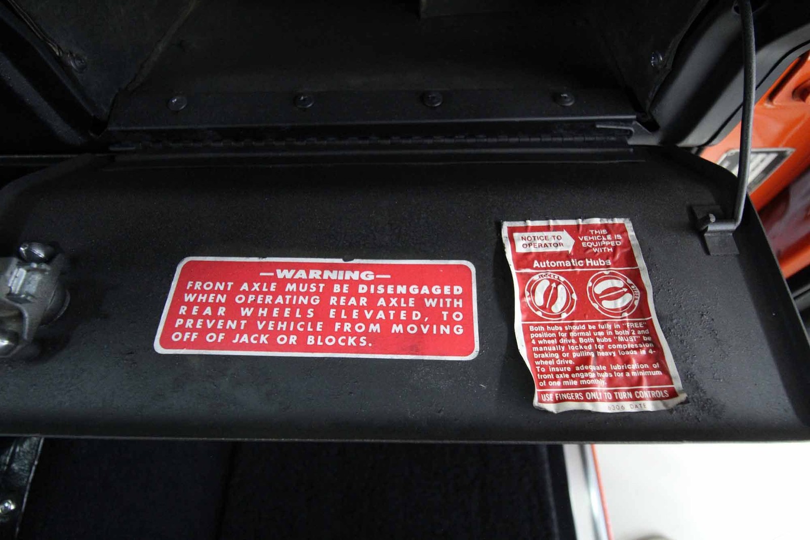 International-Harvester-Scout-1976-Traveler-34