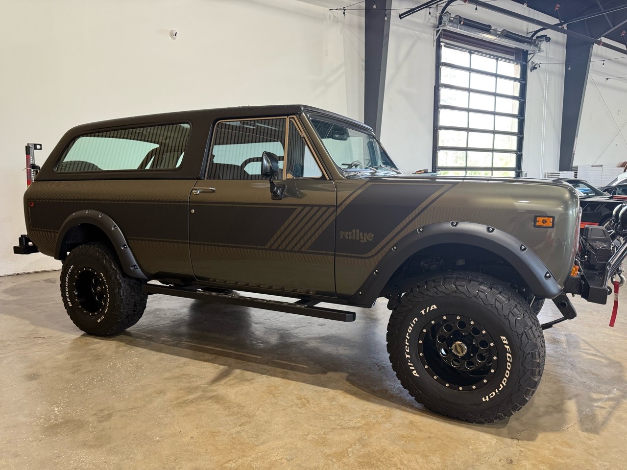 International-Scout-II-1977-SUV-11