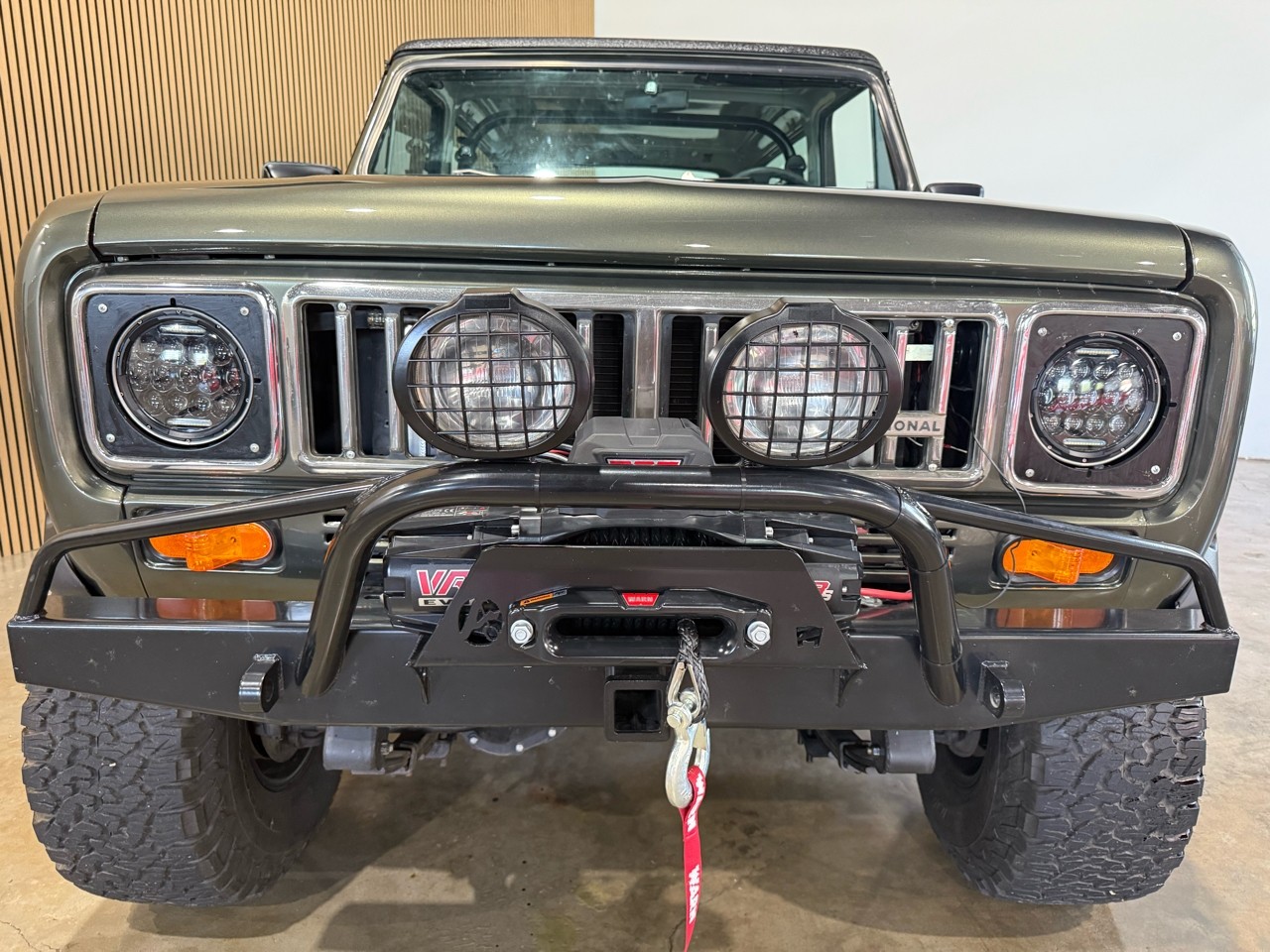 International-Scout-II-1977-SUV-15