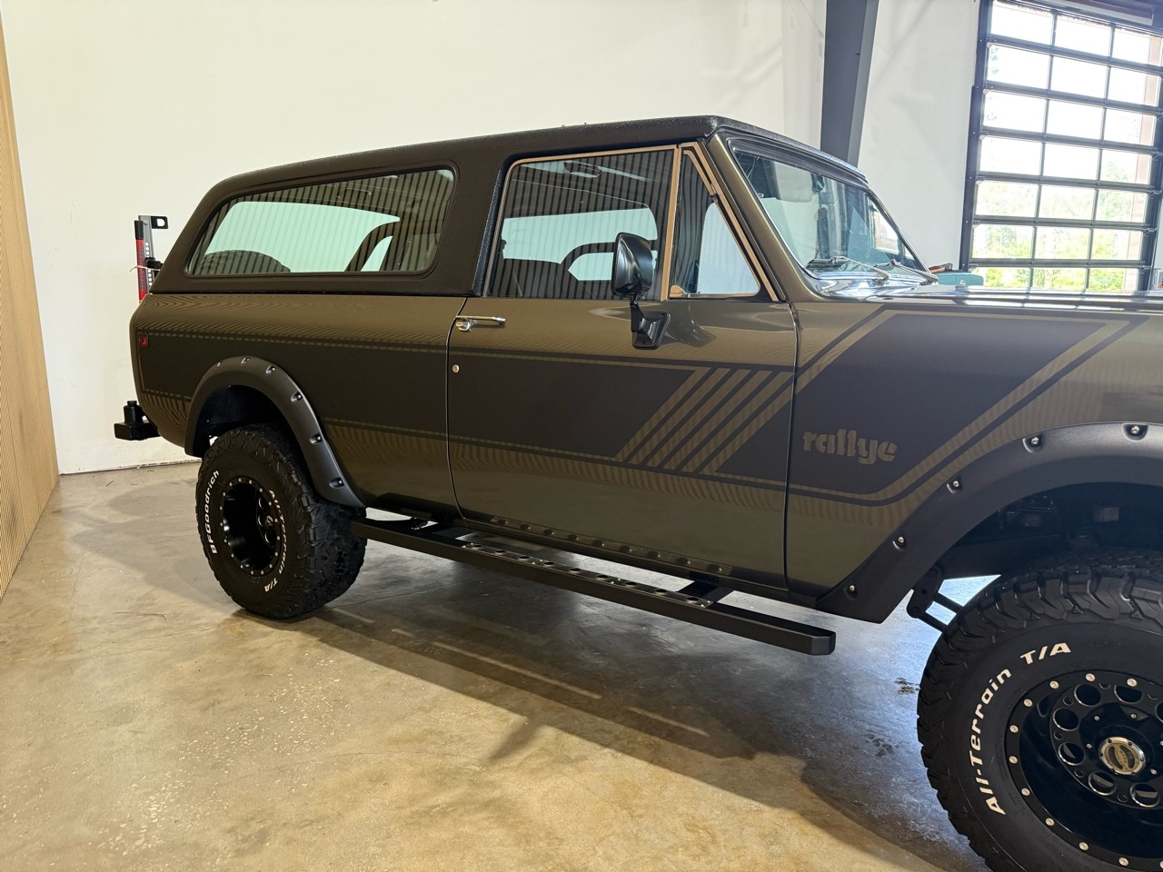 International-Scout-II-1977-SUV-17